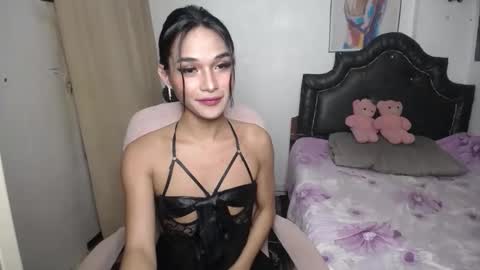 ELLORREY online show from 04/10/26, 05:01