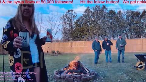 Snapshot of ells_palace chatting on 12/28/24, 07:43 Ella Bella Bo Bella online show from 12/28/24, 07:43