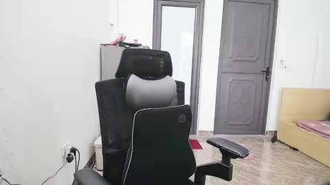 Snapshot of ellsa9x chatting on 12/02/25, 04:29 ellsa9x online show from 12/02/25, 04:29