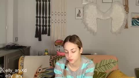 elly_ary online show from 01/07/26, 09:28