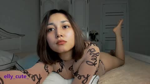 Elly Cute  online show from 01/25/25, 01:32