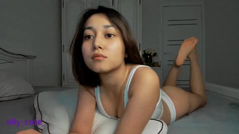 Elly Cute  online show from 02/03/25, 09:30