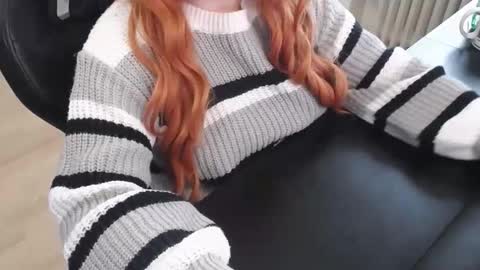 Elly online show from 11/09/25, 12:47