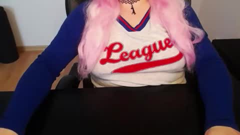 Elly online show from 04/06/26, 06:58