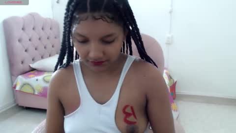 Snapshot of elly_willis chatting on 12/26/24, 10:41 Elly online show from 12/26/24, 10:41