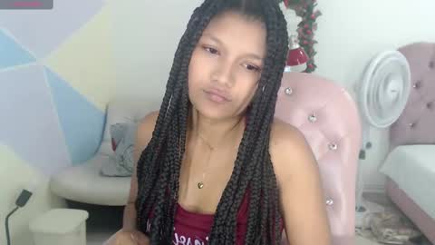 Snapshot of elly_willis chatting on 12/30/24, 12:43 Elly online show from 12/30/24, 12:43