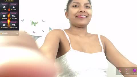 Snapshot of elly_willis chatting on 02/27/25, 02:32 Elly online show from 02/27/25, 02:32