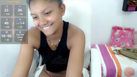 Snapshot of elly_willis chatting on 03/11/25, 12:00 Elly online show from 03/11/25, 12:00