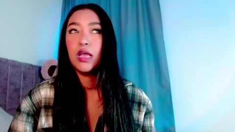 Elly online show from 05/24/26, 03:55