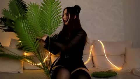 ellymoneyz online show from 04/30/26, 03:40