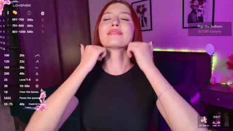 EllyPeach online show from 11/27/25, 12:18