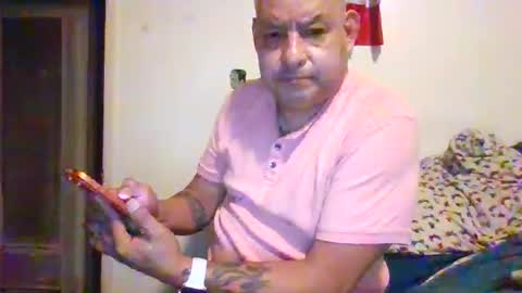 Snapshot of elmario24 chatting on 09/29/25, 12:21 elmario24 online show from 09/29/25, 12:21