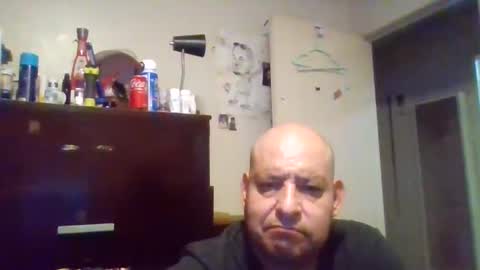 Snapshot of elmario24 chatting on 10/07/25, 07:05 elmario24 online show from 10/07/25, 07:05