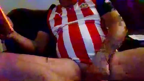 elmario24 online show from 10/27/25, 01:42