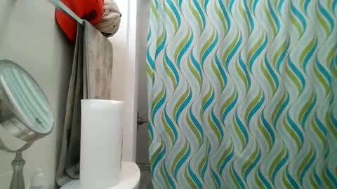 elmario24 online show from 12/02/25, 10:42