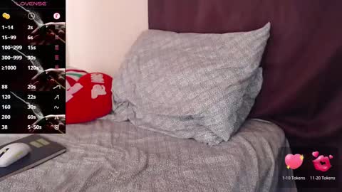 Snapshot of elmaster0111 chatting on 09/28/25, 12:21 Zeki online show from 09/28/25, 12:21