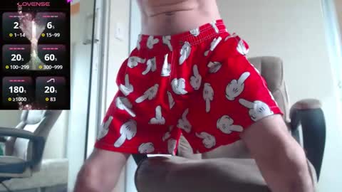 Snapshot of elmaster0111 chatting on 10/29/25, 01:13 Zeki online show from 10/29/25, 01:13