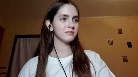 Snapshot of elmeraurora chatting on 02/21/26, 03:24 Kate online show from 02/21/26, 03:24