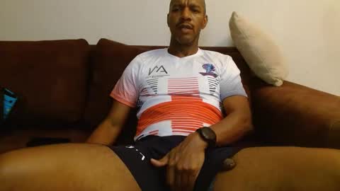 Snapshot of elmorenazogt chatting on 02/27/25, 05:24 My name is Elmore. Please say hello I like to chat with you. If you have requests or dirty talk please use tip online show from 02/27/25, 05:24