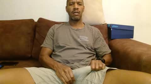 Snapshot of elmorenazogt chatting on 03/04/25, 03:11 My name is Elmore. Please say hello I like to chat with you. If you have requests or dirty talk please use tip online show from 03/04/25, 03:11