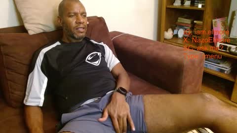 Snapshot of elmorenazogt chatting on 09/13/25, 04:01 My name is Elmore. Please say hello I like to chat with you. If you have requests or dirty talk please use tip online show from 09/13/25, 04:01