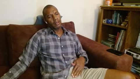 Snapshot of elmorenazogt chatting on 11/16/25, 03:56 My name is Elmore. Please say hello I like to chat with you. If you have requests or dirty talk please use tip online show from 11/16/25, 03:56