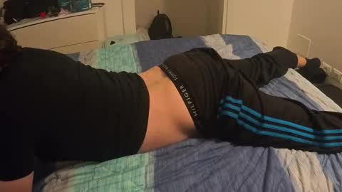 elmoro101 online show from 12/02/25, 09:21