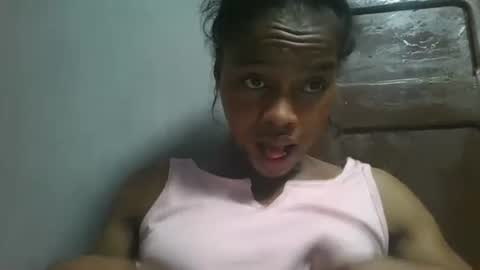 elodie228680 online show from 04/30/26, 08:57