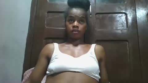 elodie228680 online show from 05/09/26, 05:29