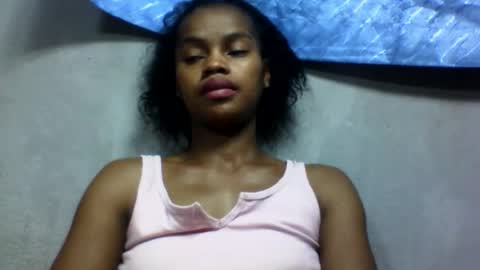 elodie228680 online show from 05/17/26, 03:48