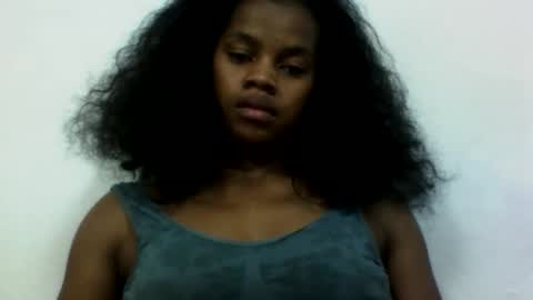 elodie228680 online show from 06/07/26, 04:44