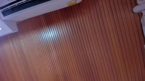 Elodie  online show from 11/26/25, 11:22