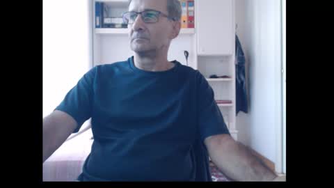 Snapshot of eloieloieloieloi chatting on 09/12/25, 02:17 eloieloieloieloi online show from 09/12/25, 02:17