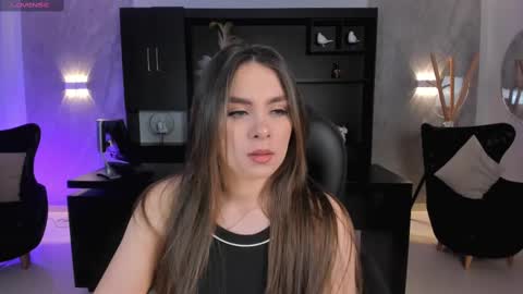 ELOISA OLIVERO online show from 02/14/25, 10:59