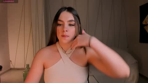 ELOISA OLIVERO online show from 11/09/25, 07:01