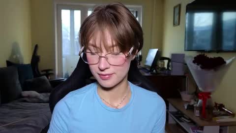 elsaangel online show from 02/15/26, 10:47