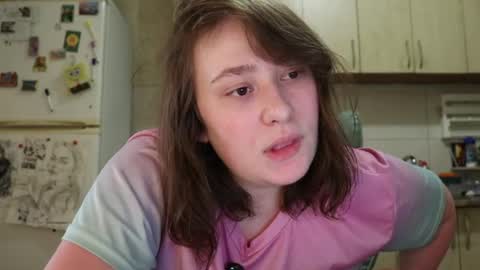 Snapshot of elsasquirt chatting on 06/25/26, 03:06 Elsa online show from 06/25/26, 03:06