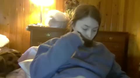 Snapshot of elsierain469 chatting on 12/04/25, 04:05 Elsie Rain online show from 12/04/25, 04:05