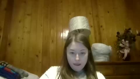 Snapshot of elsierain469 chatting on 12/15/25, 12:04 Elsie Rain online show from 12/15/25, 12:04