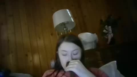 Snapshot of elsierain469 chatting on 12/21/25, 01:35 Elsie Rain online show from 12/21/25, 01:35