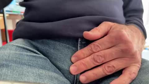 Snapshot of elvis_is_king chatting on 02/16/25, 09:05 Elvis online show from 02/16/25, 09:05