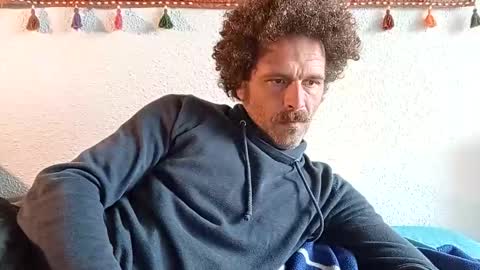 elyjahoye online show from 09/28/25, 03:17