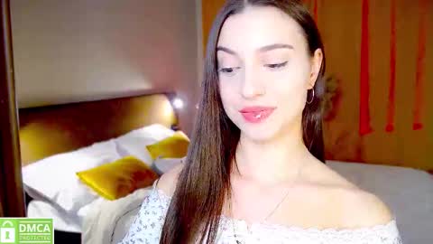 elza_rose online show from 11/15/25, 06:59