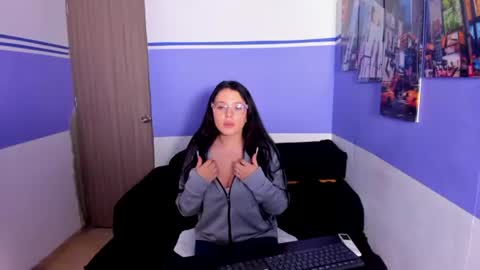 Estefany Martinez Acua INSTAGRAM ema 04oficial online show from 06/22/26, 10:07