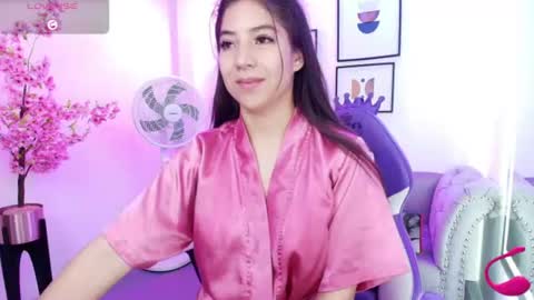 Snapshot of ema_louisx chatting on 07/04/26, 08:31 Ema louisx online show from 07/04/26, 08:31