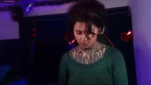 ema_ploxx online show from 03/13/26, 01:12