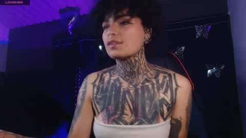 ema_ploxx online show from 05/16/26, 02:19