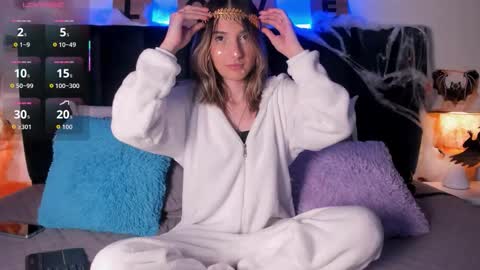 Ema online show from 10/29/25, 07:48