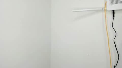 Ema online show from 04/15/26, 11:16