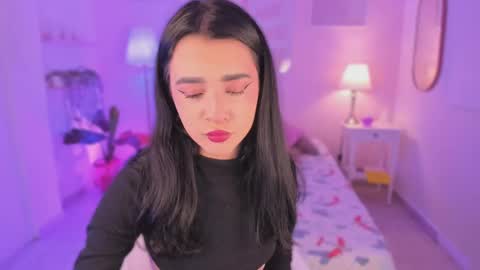 Snapshot of ema_soul chatting on 09/19/25, 09:04 emma soul online show from 09/19/25, 09:04